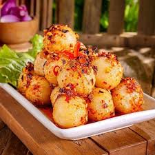 Cimol Bojot: The Savory, Chewy Snack Drenched in Aromatic Oil