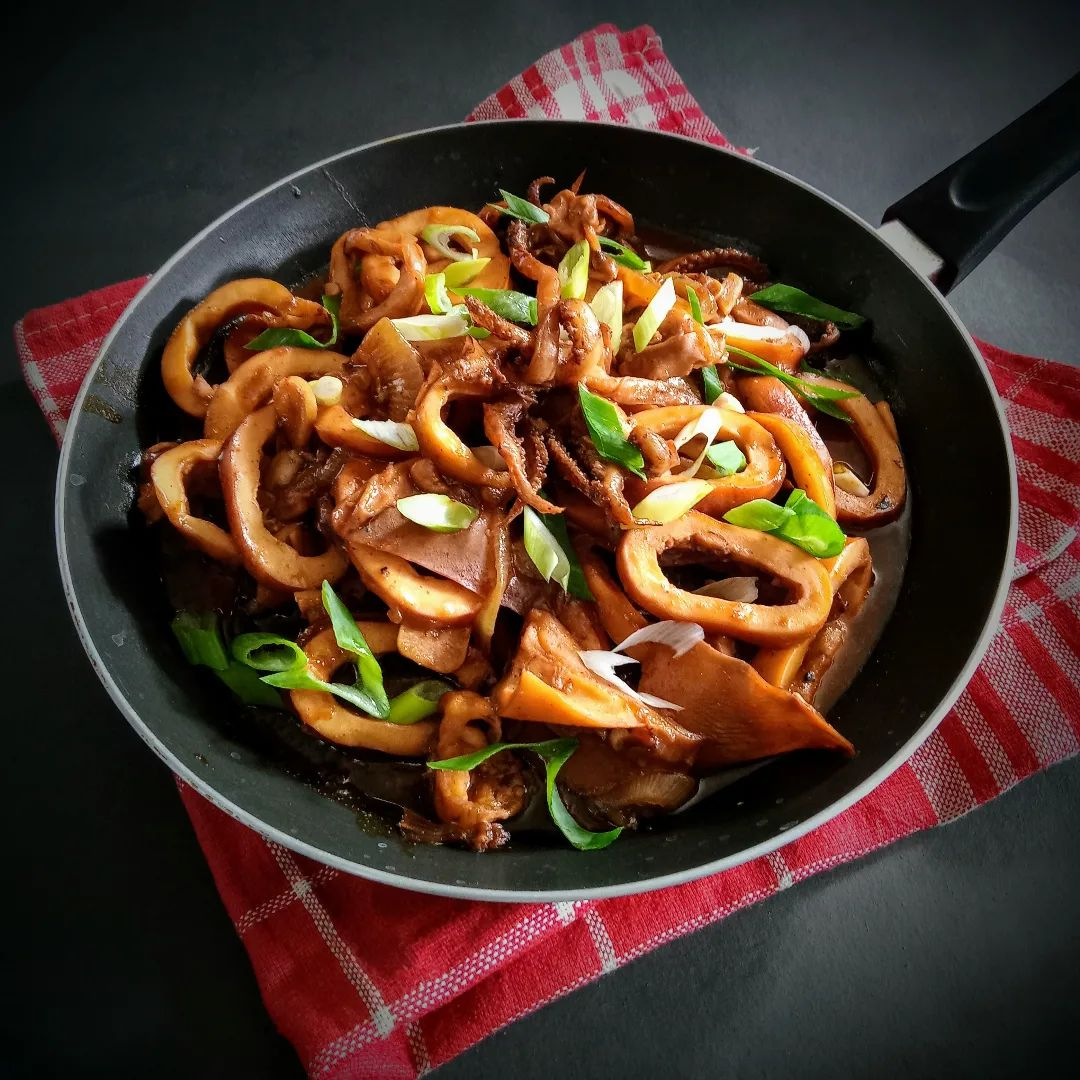 Sweet & Sour Symphony: Mastering the Zesty Delight of Cumi Asam Manis (Sweet and Sour Squid)