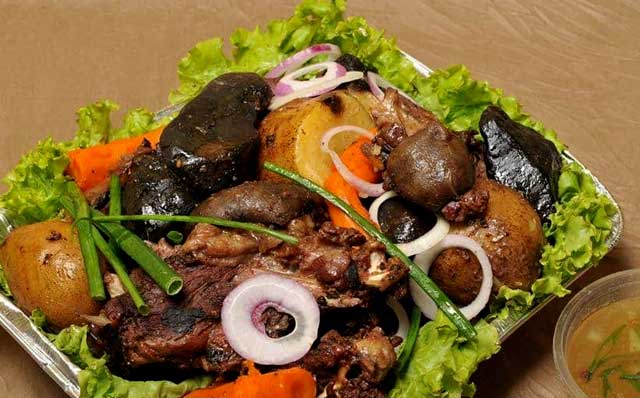 Khorkhog (Mongolian Barbecued Meat)