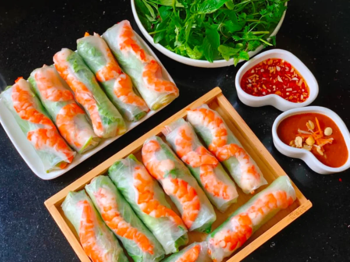 Gỏi Cuốn (Fresh Summer Rolls)