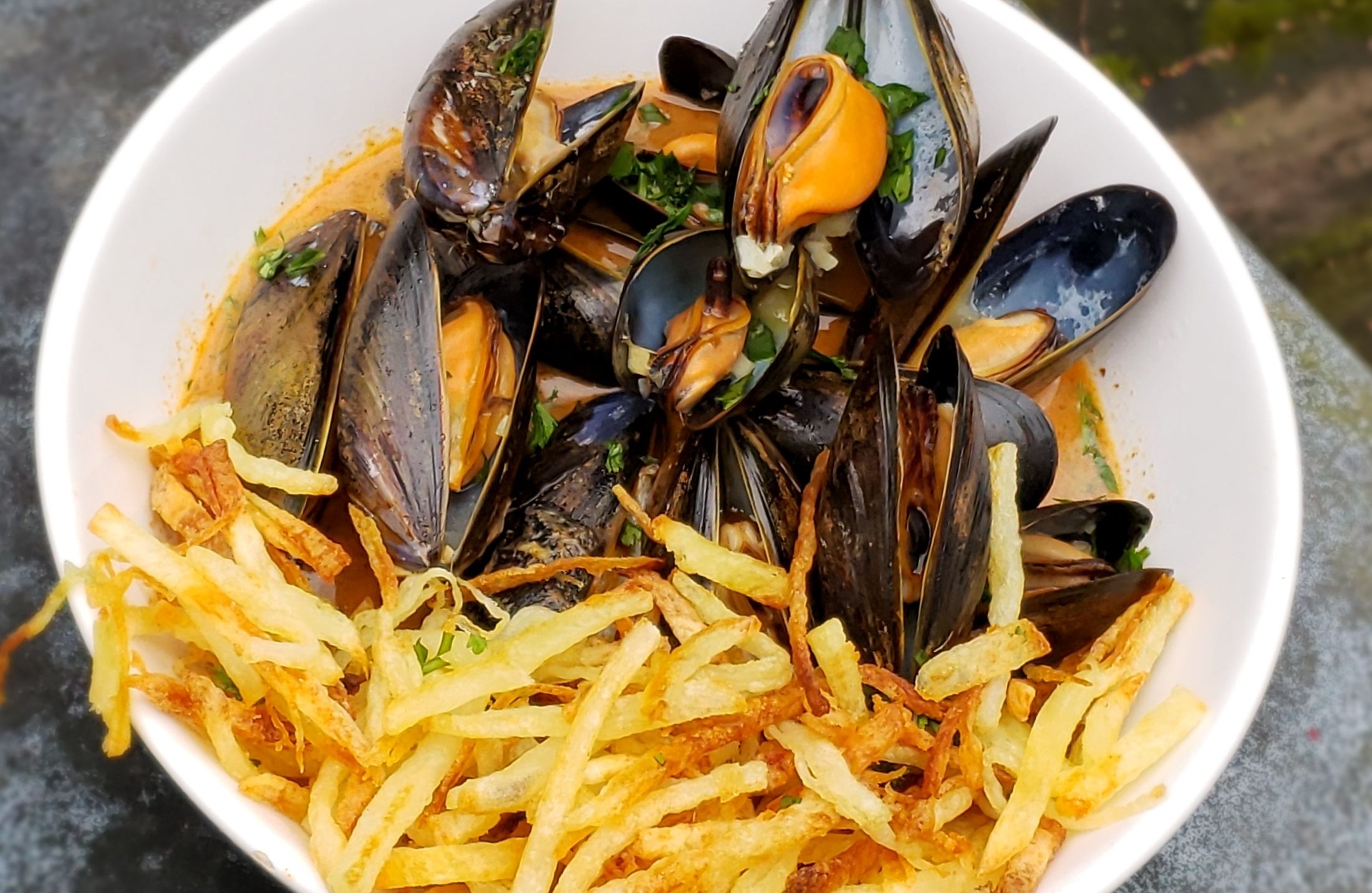 Moules Frites (Mussels and Fries)