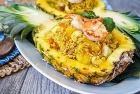 Khao Pad Sapparot (Pineapple Fried Rice)